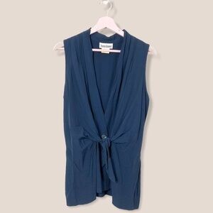 Vintage Francine Browner navy blue front tie sleeveless‎ top